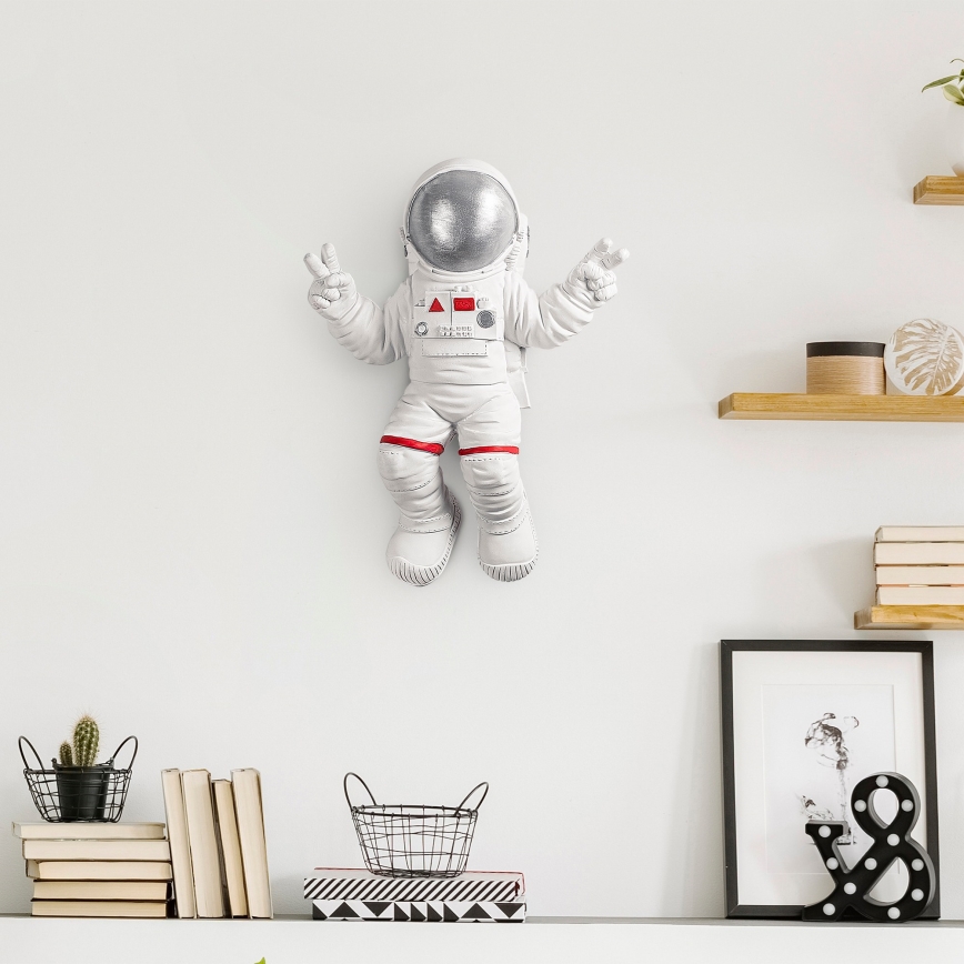 Seinakaunistus 47x35 cm astronaut hõbedane