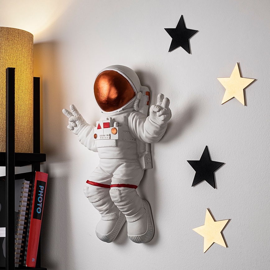 Seinakaunistus 47x35 cm astronaut vask