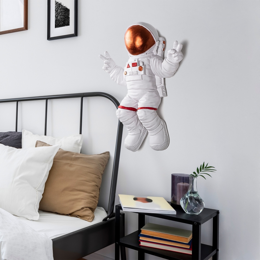 Seinakaunistus 47x35 cm astronaut vask