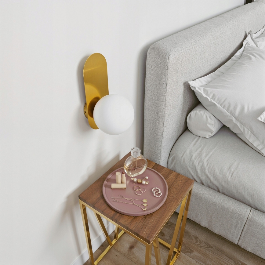 Seinavalgusti 1xE27/40W/230V kuldne/valge