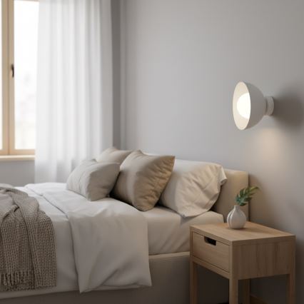 Seinavalgusti BIBI 1xG9/8W/230V valge