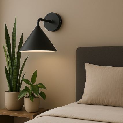 Seinavalgusti CAPITAL 1xGX53/15W/230V must