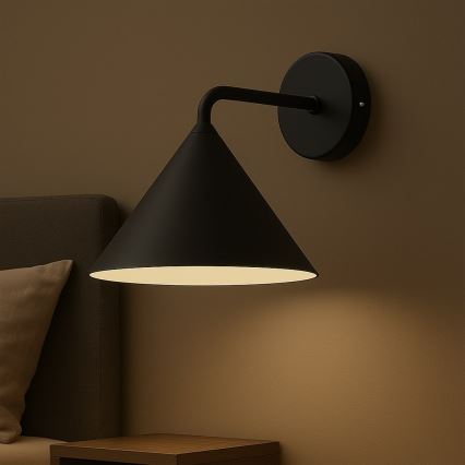 Seinavalgusti CAPITAL 1xGX53/15W/230V must