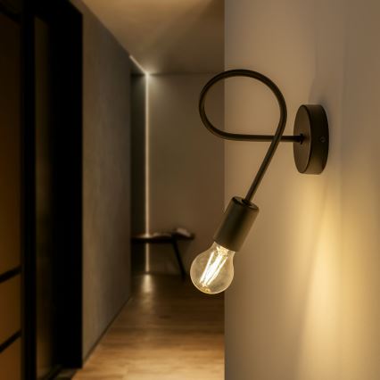 Seinavalgusti OXFORD 1xE27/15W/230V