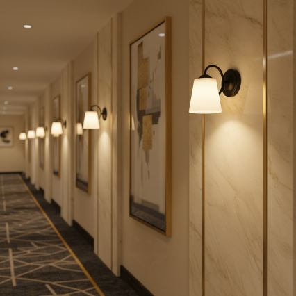 Seinavalgusti PAFOS 1xE27/15W/230V must