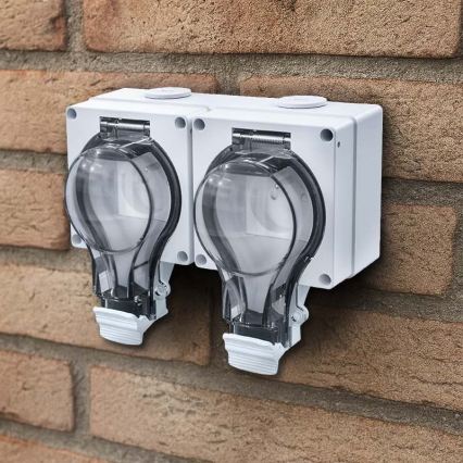 Topeltpistikupesa niiskesse keskkonda 230V/16A IP66