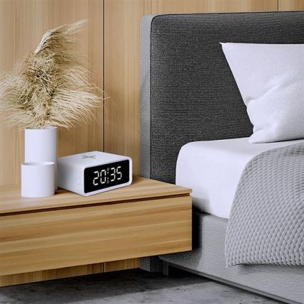 Digitaalne kell koos Qi traadita laadijaga 230V/CR2032 valge