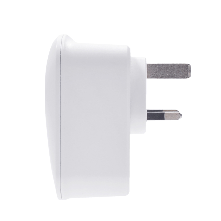 Reisiadapter UK-pistikule 230V 2x USB-A + 1x USB-C