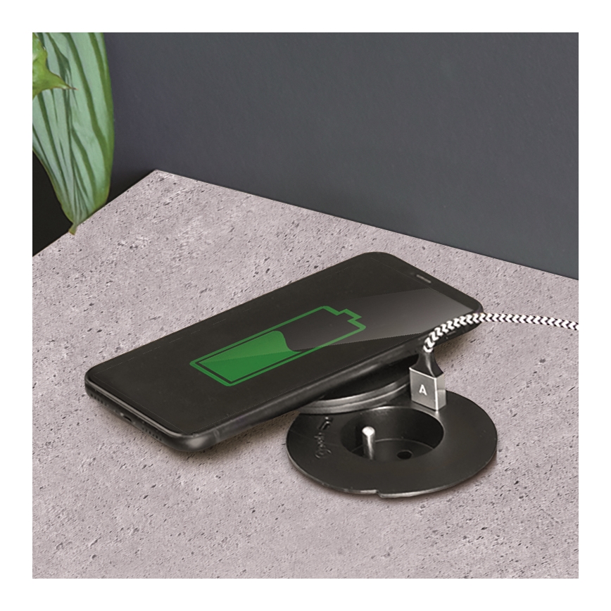 Sisseehitatud pistikupesa juhtmevaba 10 W laadimisega, 1 pesa + USB A ja C, must