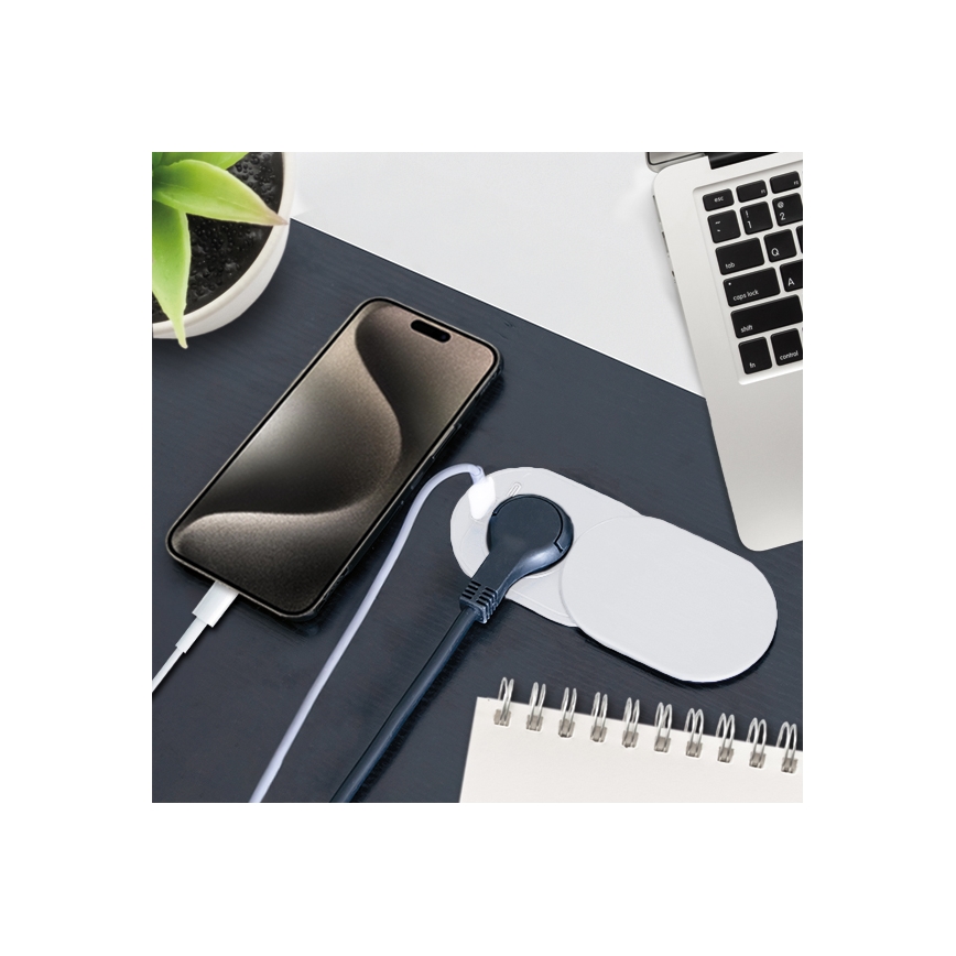 Sisseehitatud voolupesa 20W, 1x pistikupesa + USB-A ja USB-C, valge