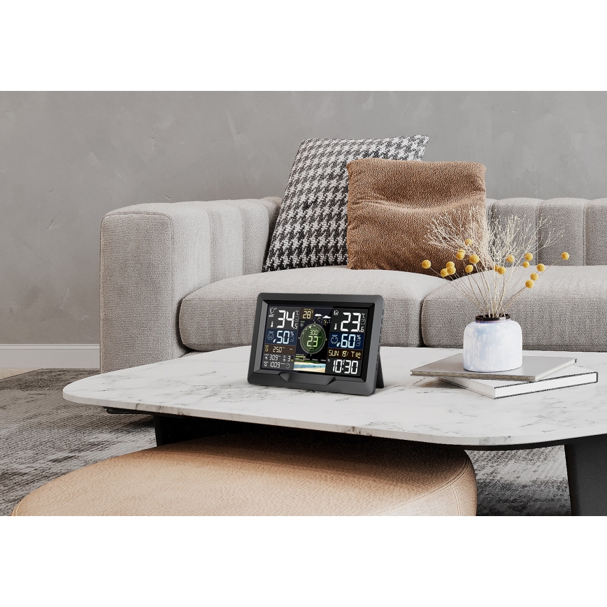 Professionaalne ilmajaam värviline LCD ekraaniga 5V/2xAA + 3xAA + 2xAA Wi-Fi Tuya