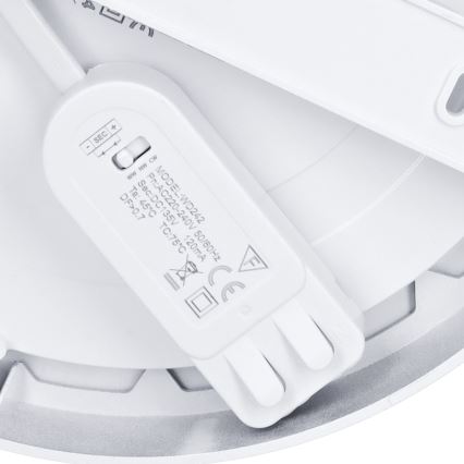 LED pinnapealne/sisseehitatav paneel 2-ühes 18W/230V 3000/4000/6000K Ø 22,5 cm IP54 hõbedane