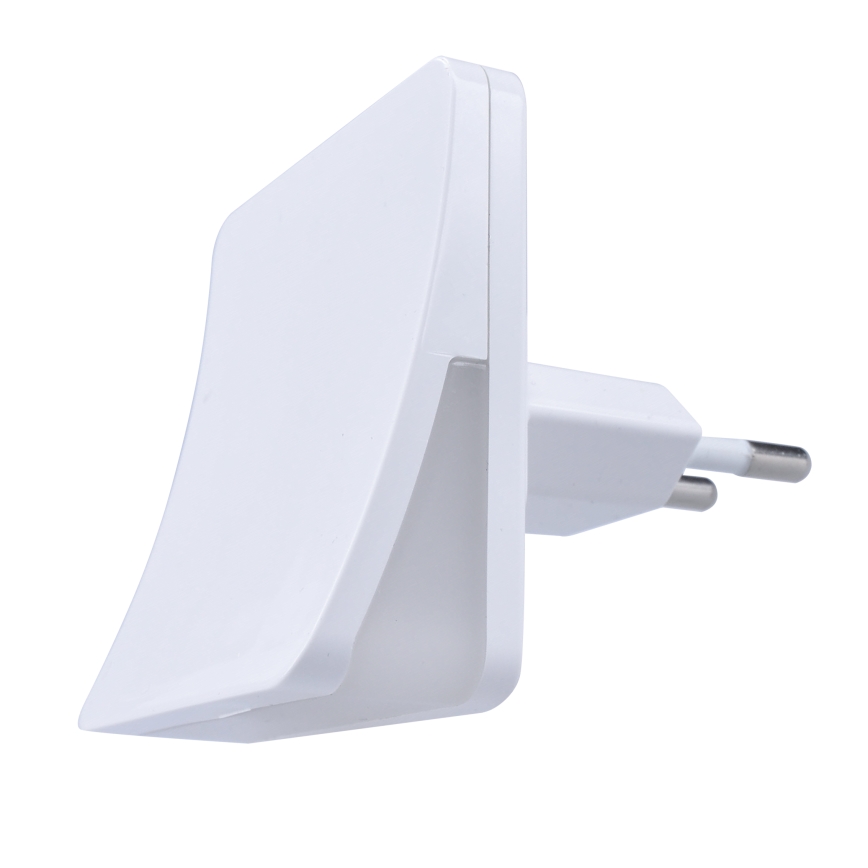 LED öövalgusti videvikuanduriga pistikupessa LED/0,5W/230V 3000K