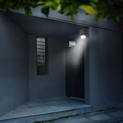 LED Hämardatav päikesepaneeliga prožektor koos liikumis- ja hämardusanduriga LED/6W/3,7V 2200 mAh 3000/4000/6500K IP65