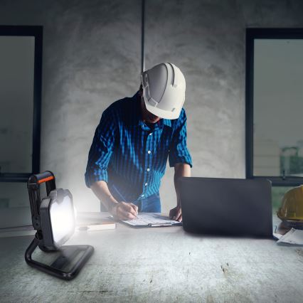 LED Hämardatav laetav prožektor LED/20W/4400 mAh 4000K IP54