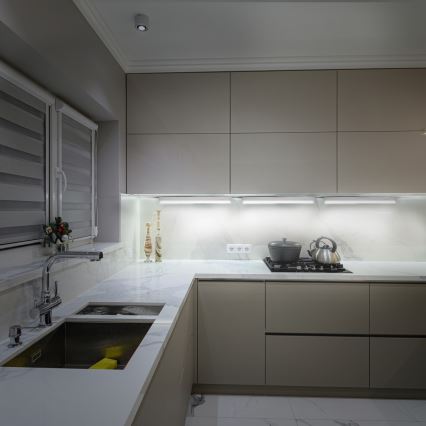 LED aluskapi valgusti LED/4W/230V 4100K 28 cm