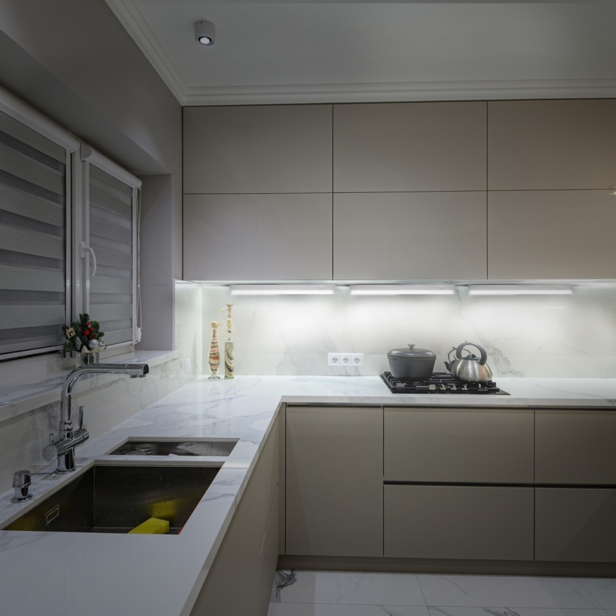 LED aluskapi valgusti LED/4W/230V 4100K 28 cm