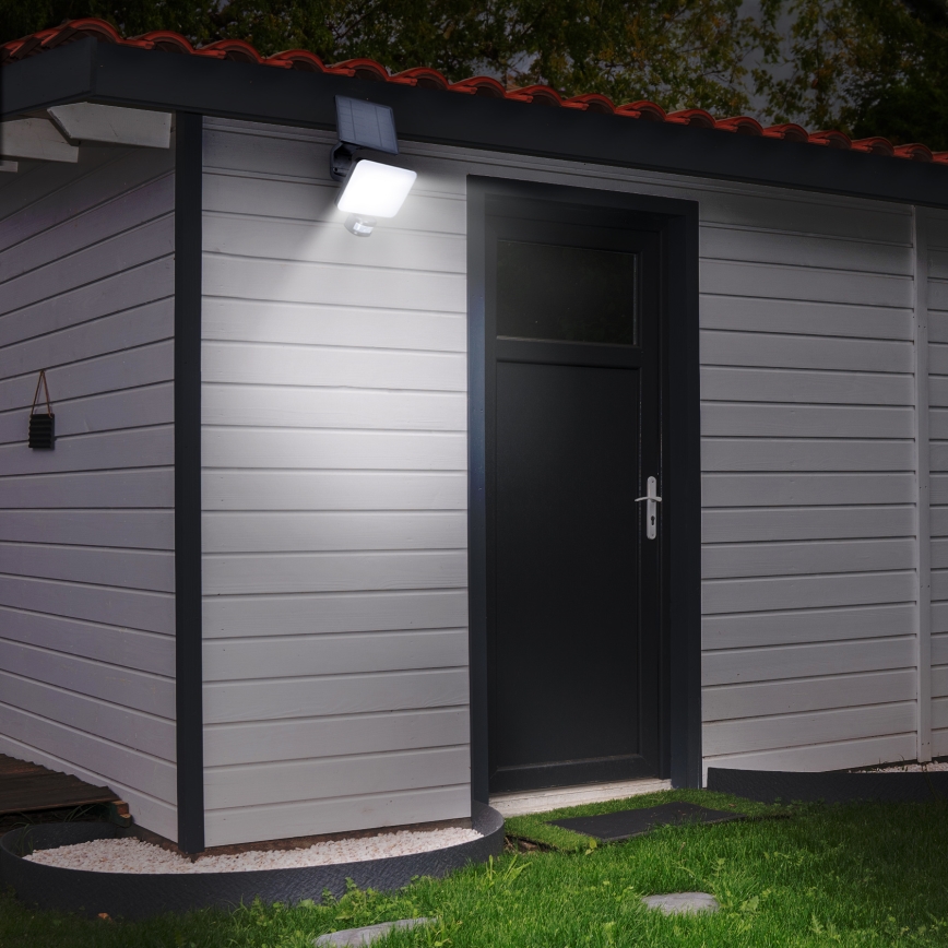 LED Päikesepaneeliga prožektor koos liikumisanduriga LED/11W/3,7V 4400mAh 3000K/4000K/6500K IP54