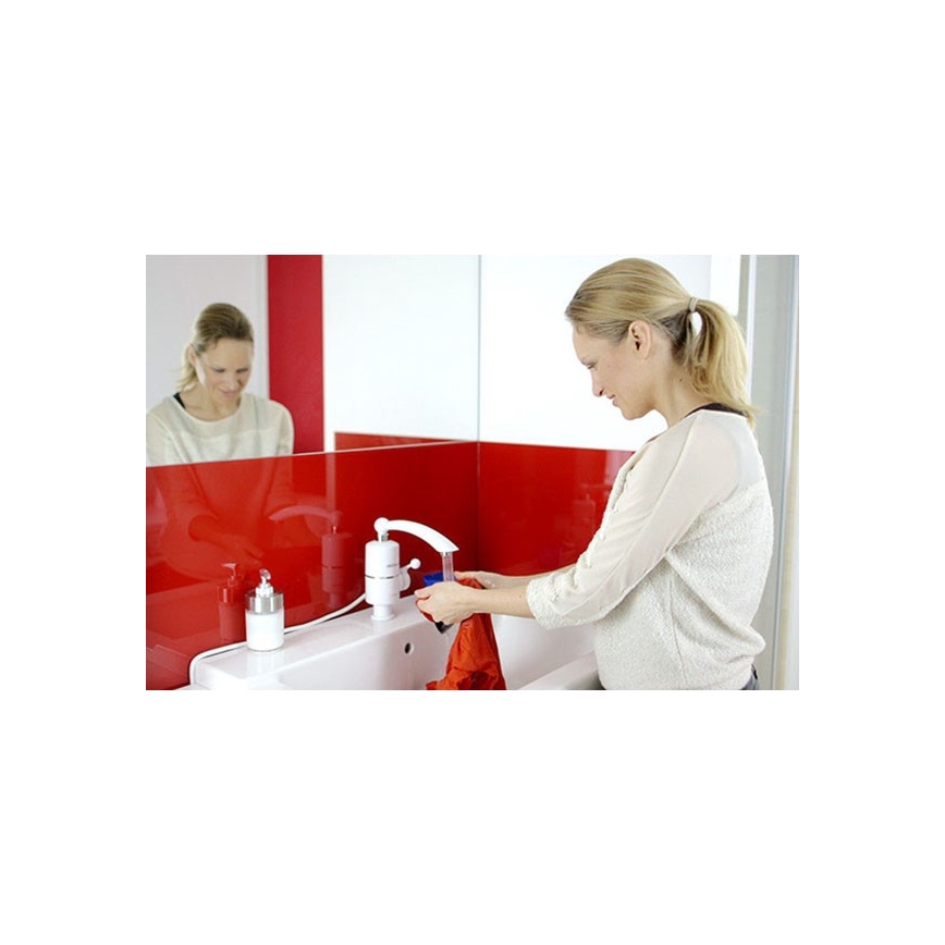 Spontaanne veesoojendi 3000W/230V valge