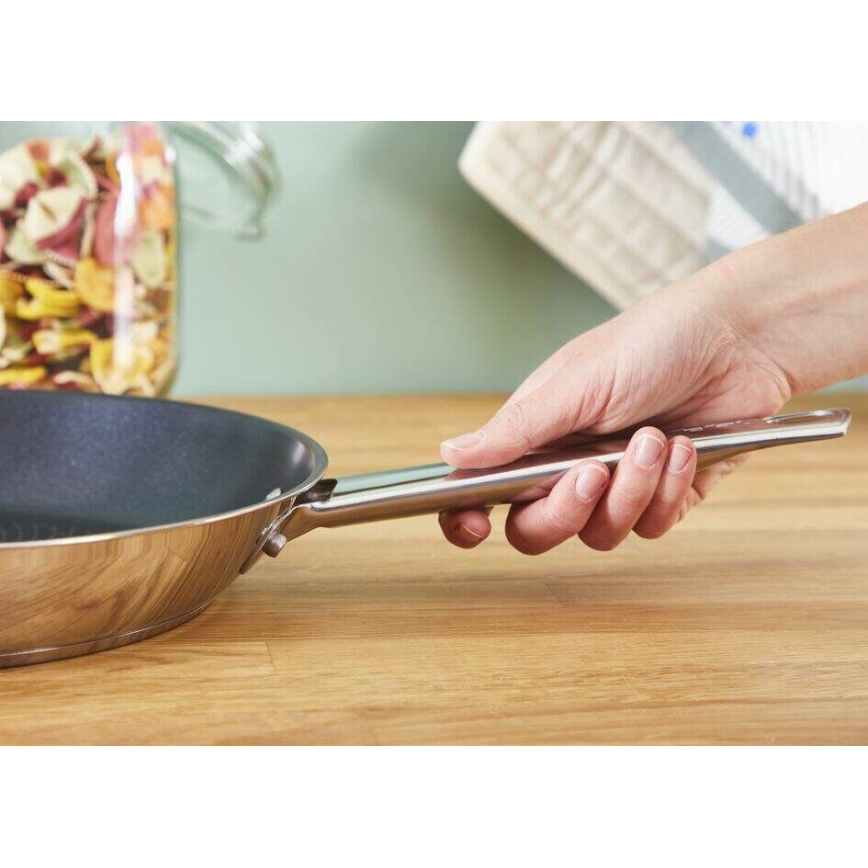Tefal - 2-osaline COOK EAT pannide komplekt 24/28 cm