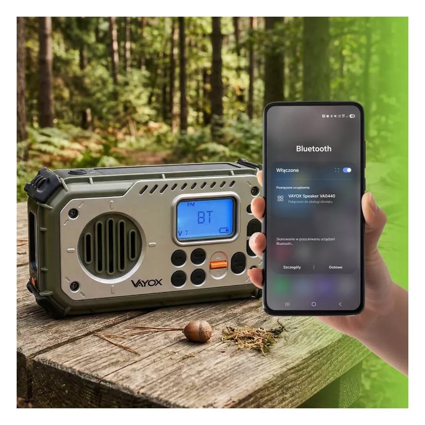 Telkimisraadio käsikäepidemega, päikesepaneeliga ja LED-taskulambiga akupanga funktsiooniga 5V/3xAAA/2000 mAh IPX4 roheline