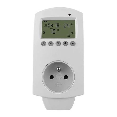 Termostaat 230 V pistikupesaga Wi‑Fi Tuya