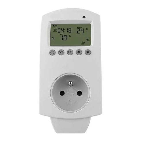 Termostaat 230V pistikupesaga