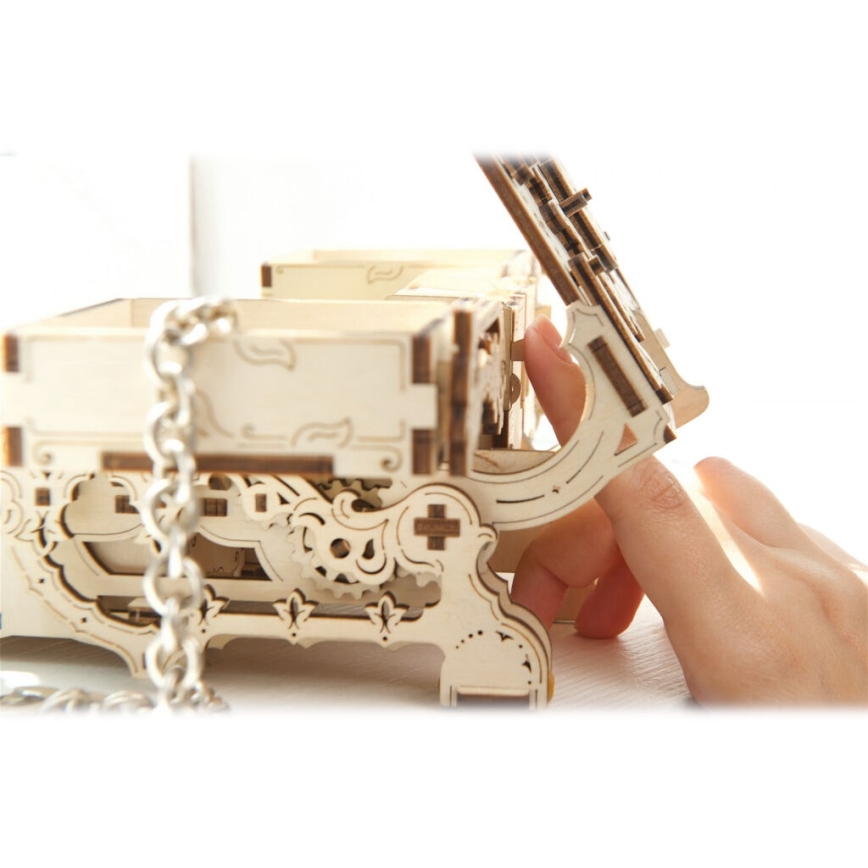 Ugears - 3D puidust mehaaniline pusle Antiik ehtekarp