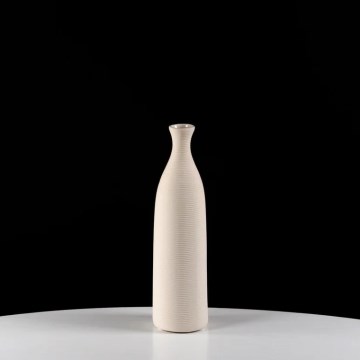 Valge keraamiline vaas 25 cm