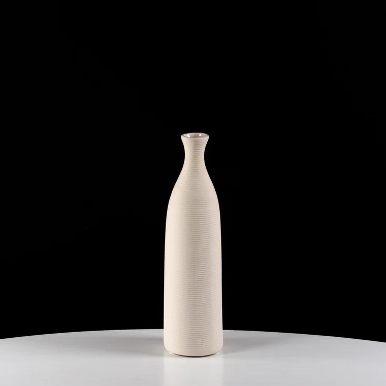 Valge keraamiline vaas 25 cm
