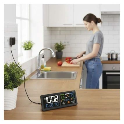 Värvilise LCD-ekraaniga ilmajaam ja äratuskell 5V 3xAAA + 2xAA must