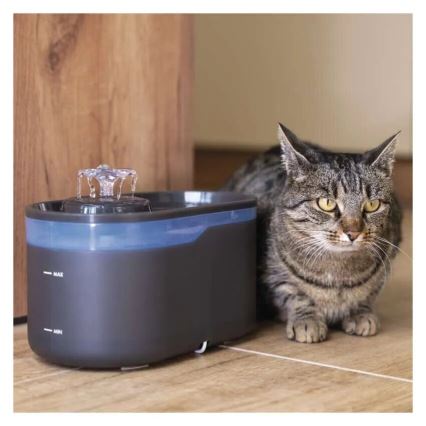 Veejaotur lemmikloomadele 2,6 l/5V hall