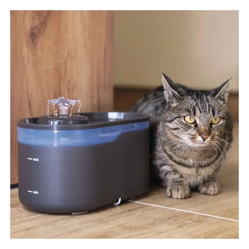 Veejaotur lemmikloomadele 2,6 l/5V hall