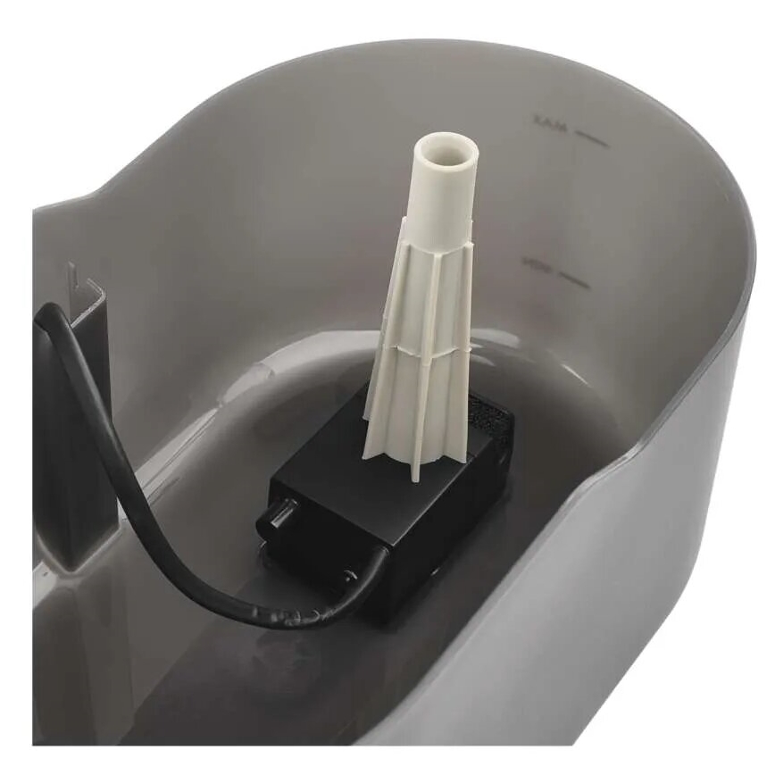 Veejaotur lemmikloomadele 2,6 l/5V hall