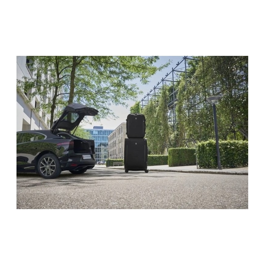 Victorinox - Laiendatav seljakott Crosslight Boarding 37 l must