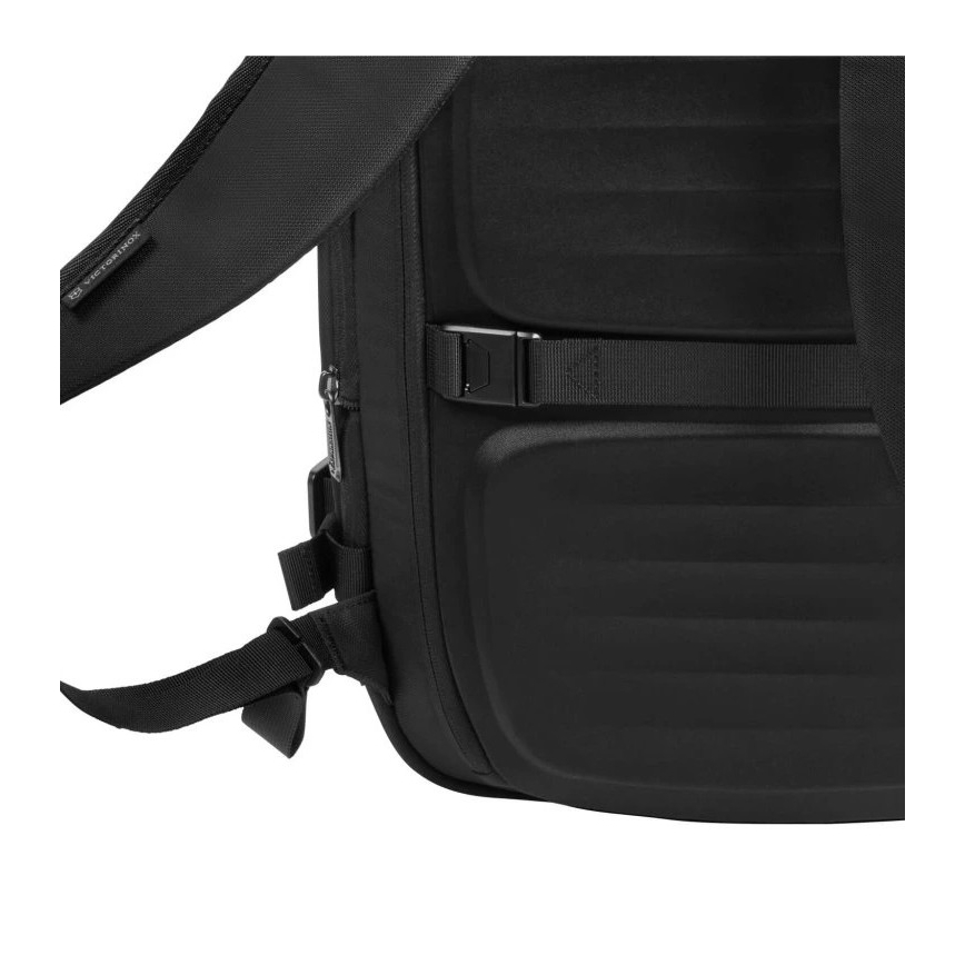 Victorinox - Laiendatav seljakott Crosslight Boarding 37 l must