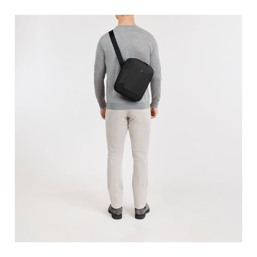 Victorinox - Õlakott Altmont Modern 6 l must