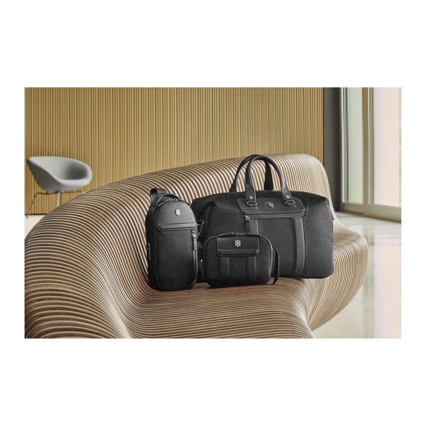 Victorinox - õlakott Architecture Urban2 2 l must