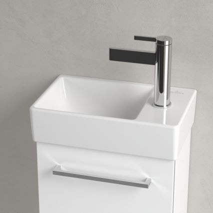 Villeroy & Boch 43003L01 - Seinale paigaldatav valamu AVENTO 36x22 cm keraamika/valge