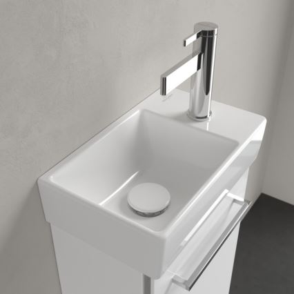 Villeroy & Boch 43003L01 - Seinale paigaldatav valamu AVENTO 36x22 cm keraamika/valge