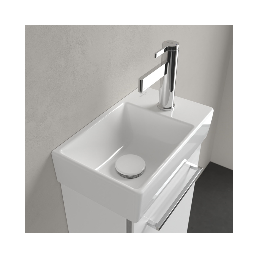 Villeroy & Boch 43003L01 - Seinale paigaldatav valamu AVENTO 36x22 cm keraamika/valge