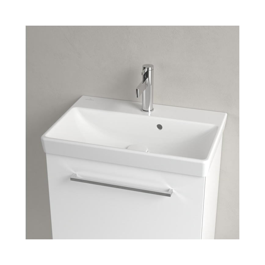 Villeroy & Boch 4A005501 - Seinale paigaldatav valamu AVENTO 55x37 cm keraamika/valge