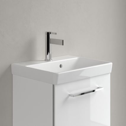 Villeroy & Boch 73584501 - Seinale paigaldatav valamu AVENTO 45x37 cm keraamika/valge
