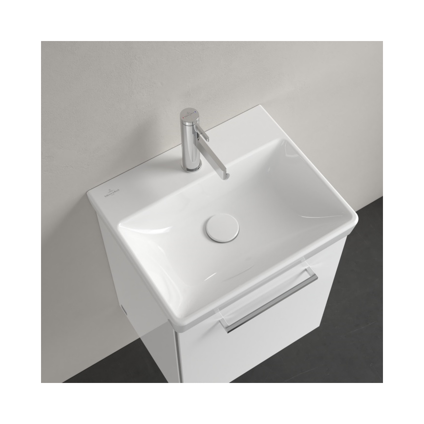 Villeroy & Boch 73584501 - Seinale paigaldatav valamu AVENTO 45x37 cm keraamika/valge