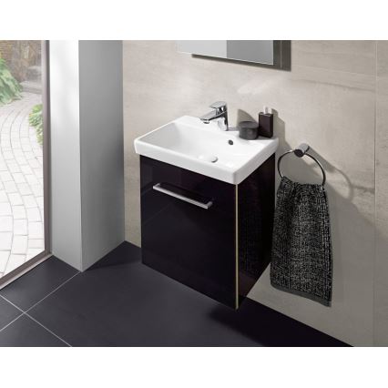 Villeroy & Boch 73584501 - Seinale paigaldatav valamu AVENTO 45x37 cm keraamika/valge