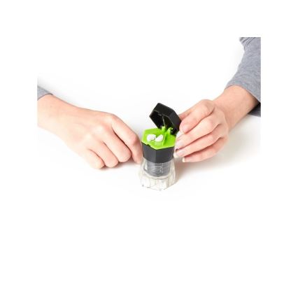 Vitility - 5-ühes tablettide annustaja ja lõikur, must