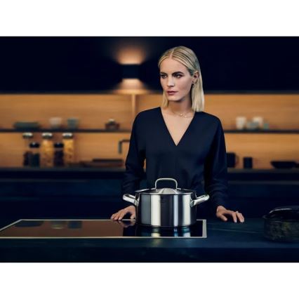 WMF - pott koos kaanega GOURMET PLUS Ø 24 cm